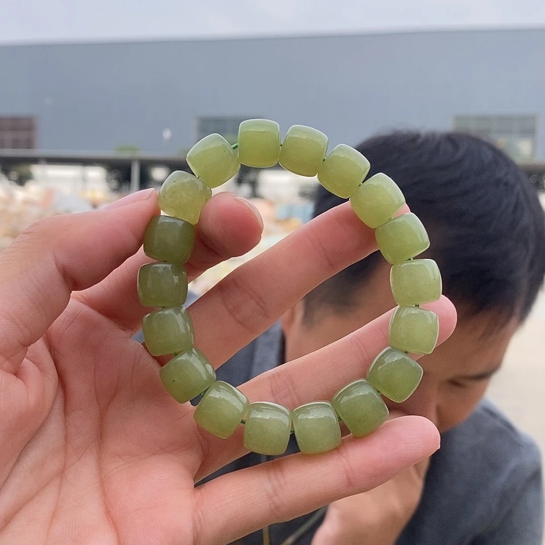 未镶嵌手链和田玉卡12直切