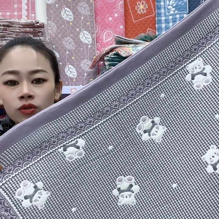 棉紫色小熊春联贴