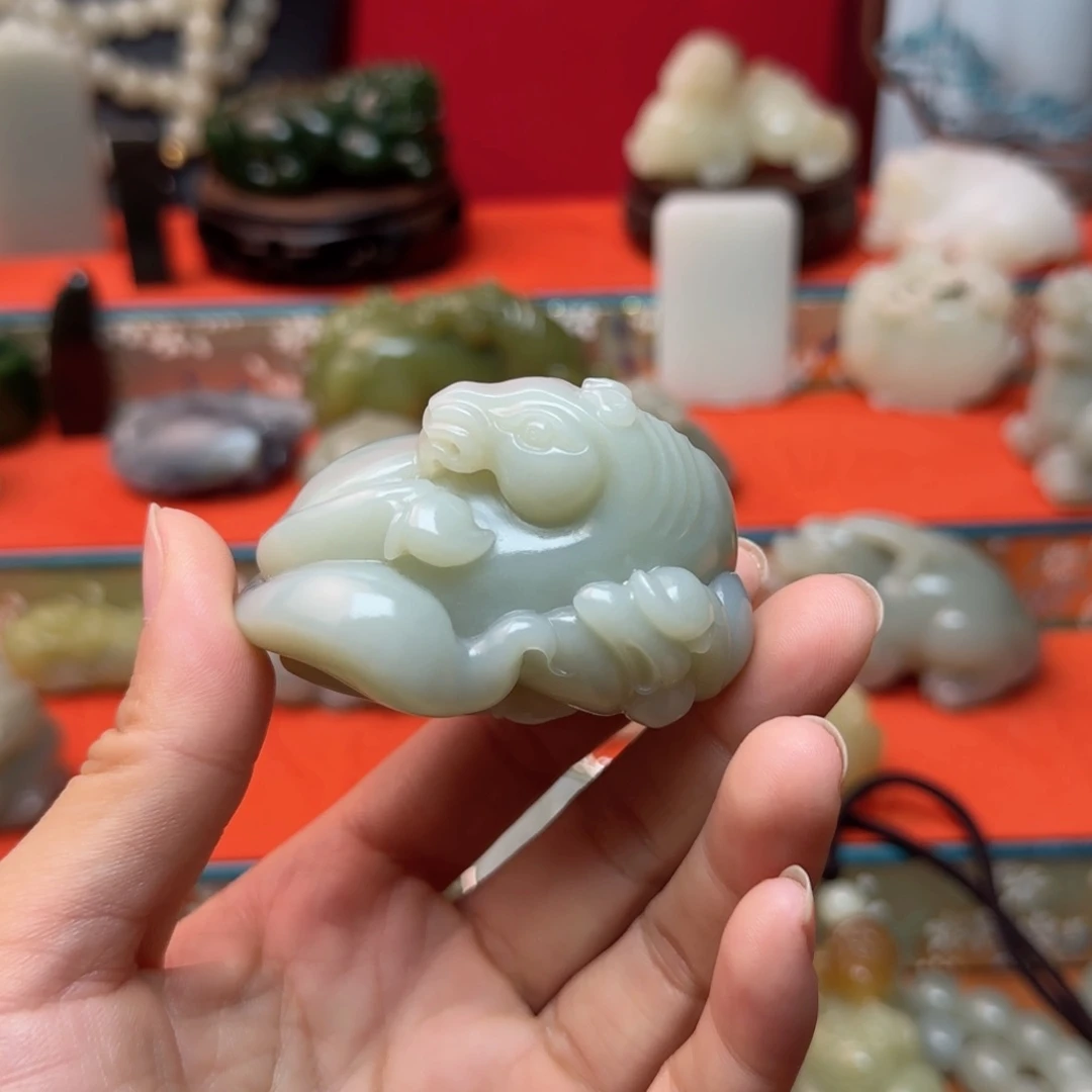未镶嵌和田玉挂件