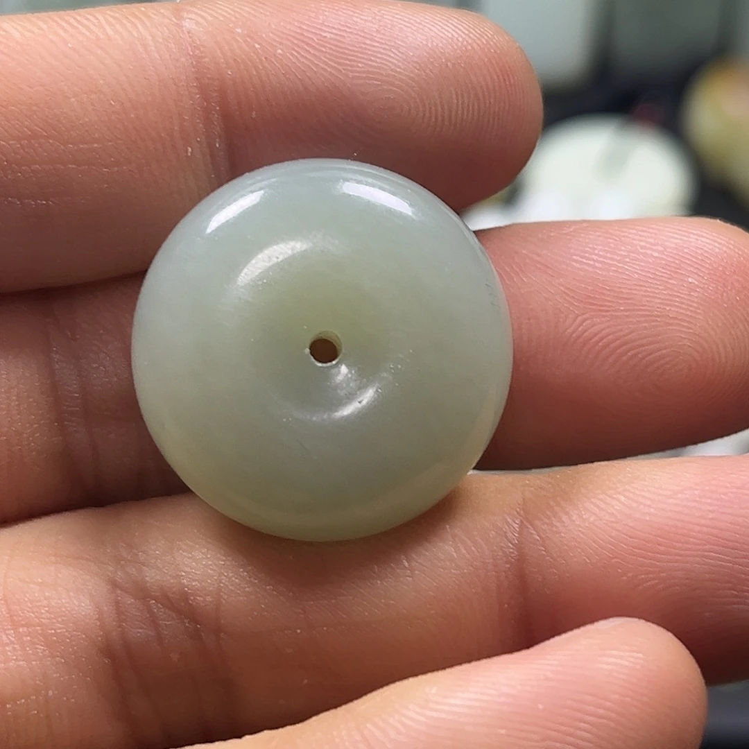 和田玉未镶嵌吊坠(不含链)