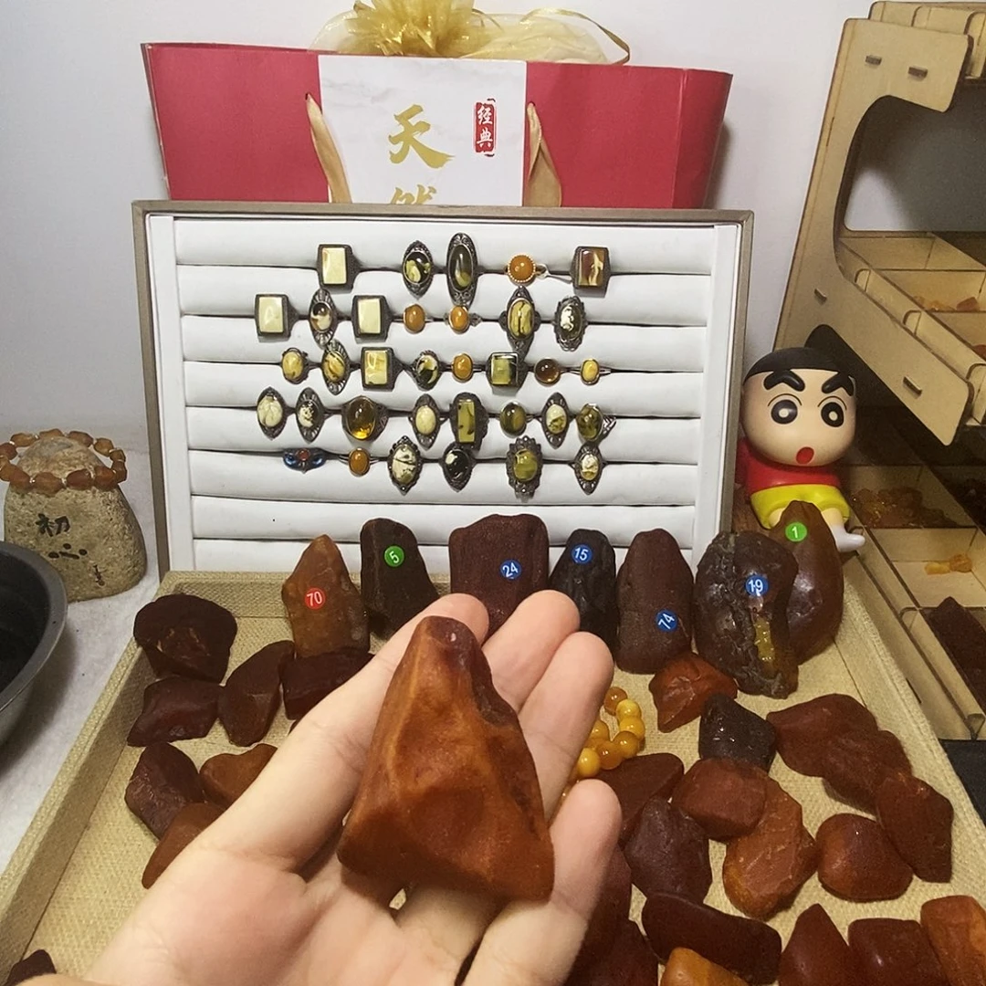 裸石琥珀未镶嵌蜜蜡