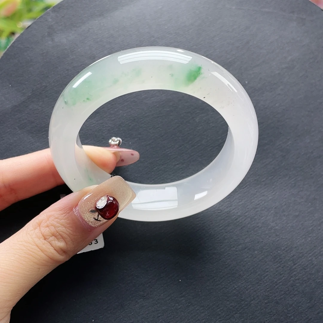 石英质玉未镶嵌手镯53