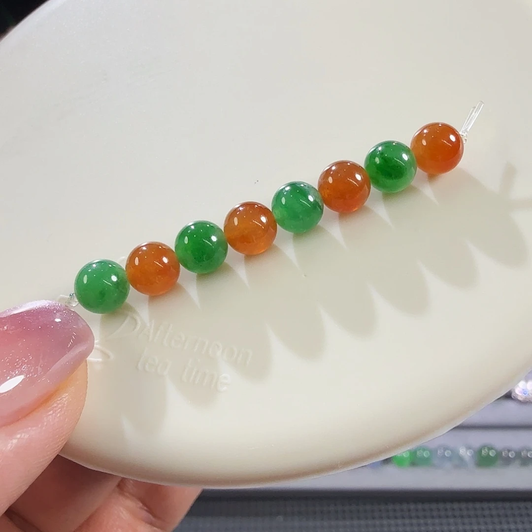 翡翠未镶嵌颈饰裸石