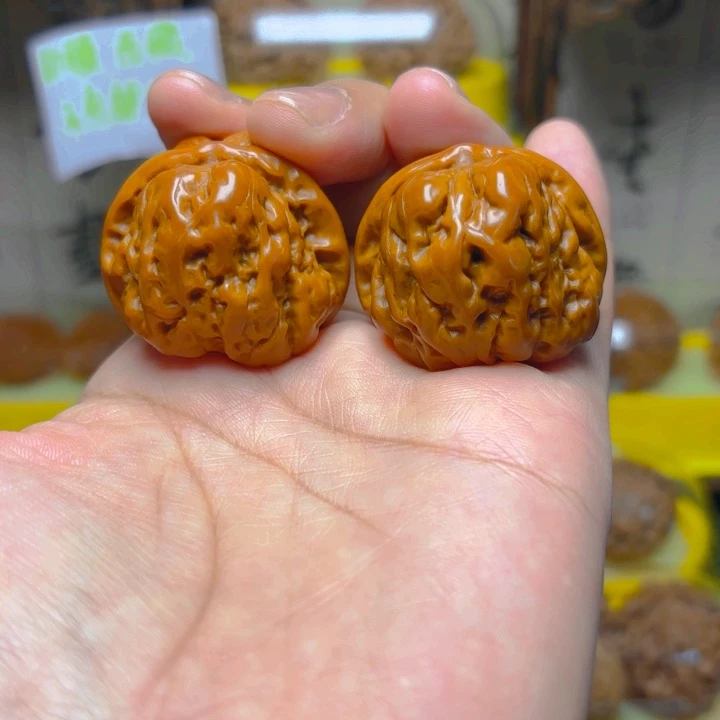 文玩核桃吊坠金蟾