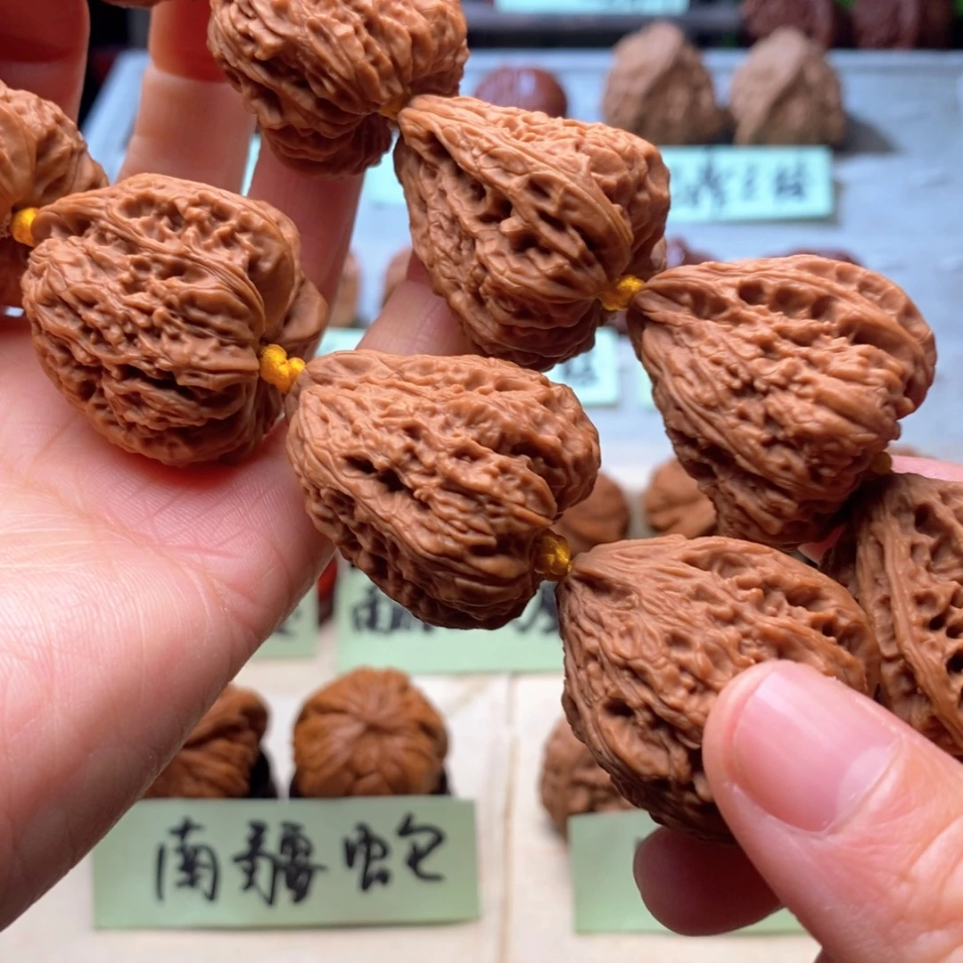热***手把件文玩核桃南疆佛肚手持
