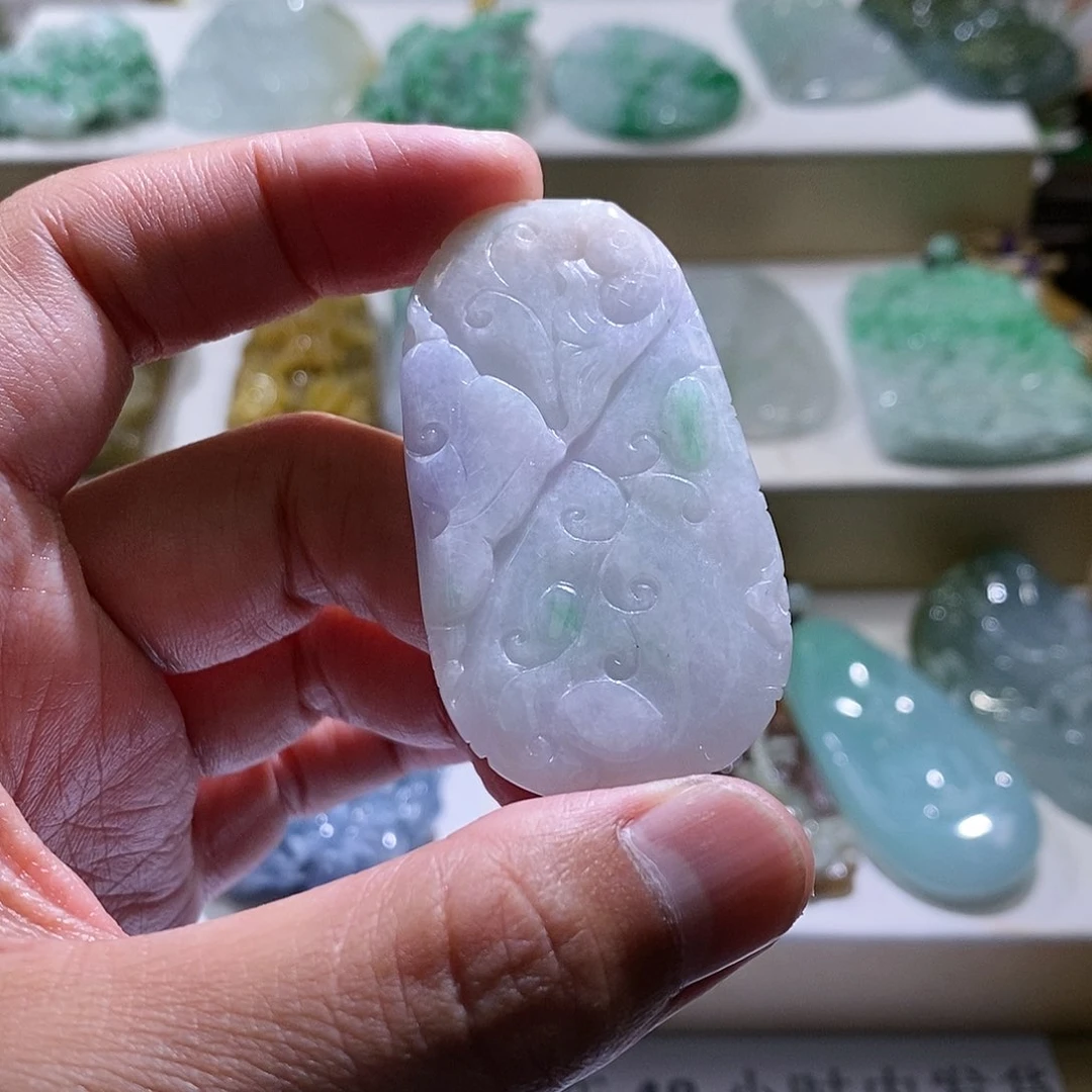 【闪购商品】翡翠颈饰未镶嵌荷叶鱼