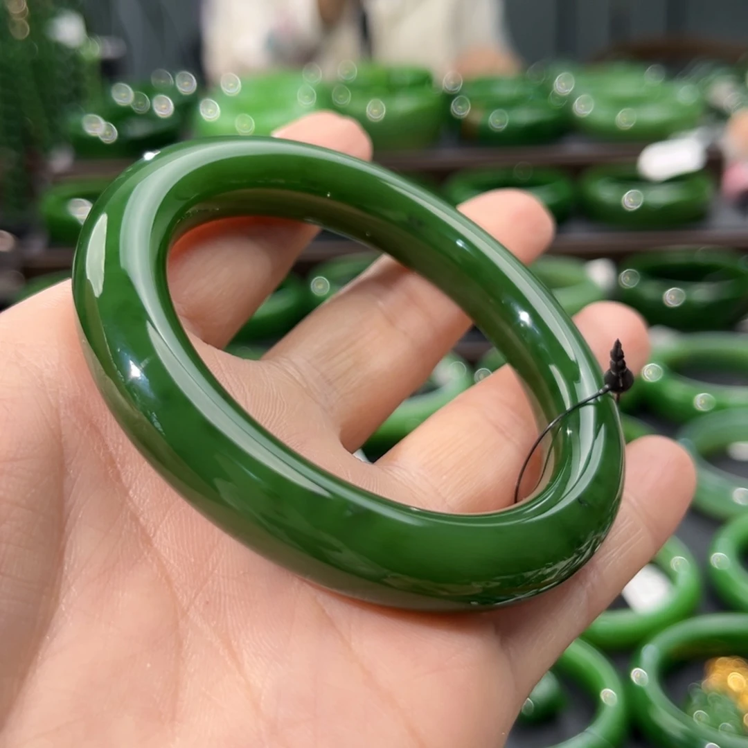 未镶嵌手镯和田玉（碧玉）