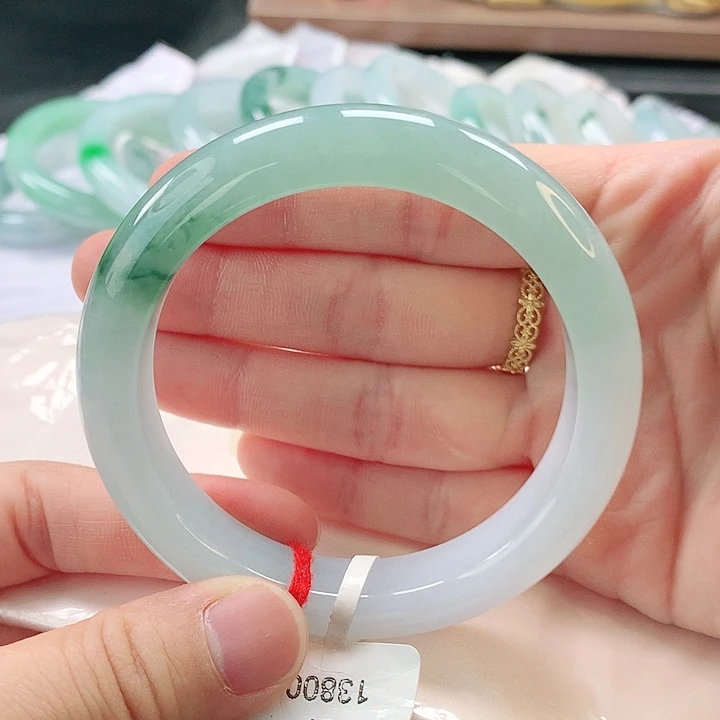 未镶嵌手镯翡翠缅甸A货翡翠手镯