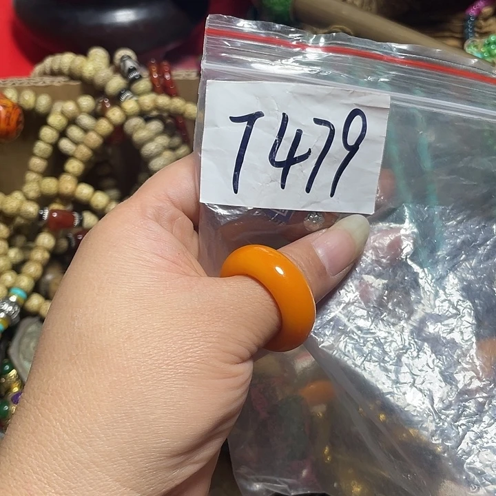 琉璃/树脂/塑料类