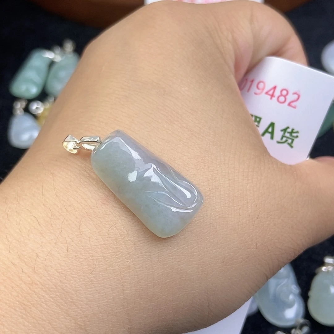 翡翠未镶嵌颈饰天然