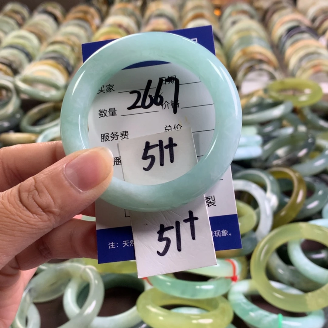 O***a蛇纹石玉未镶嵌手镯2667