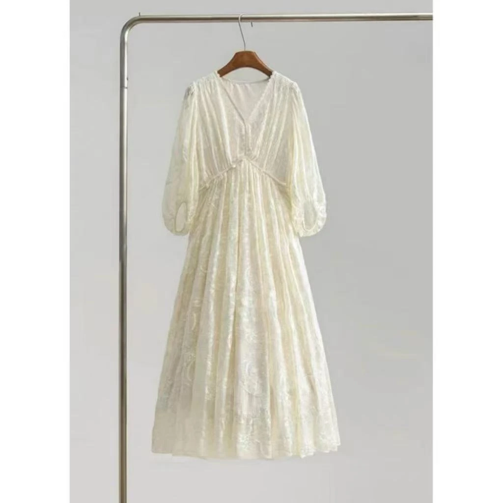 元硕家2025新款气质优雅刺绣连衣裙温柔法式仙女裙显瘦夏季