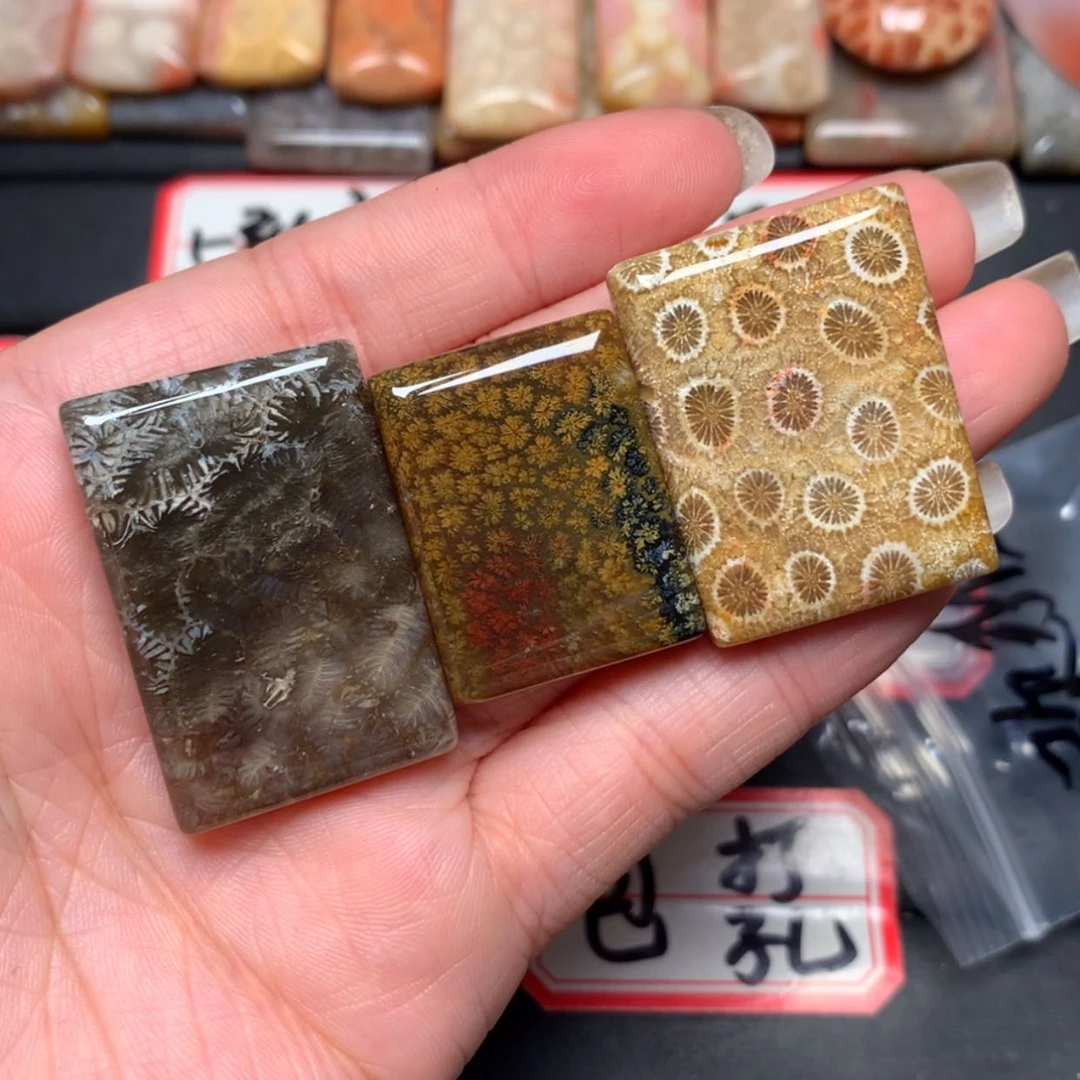 【闪购商品】未镶嵌颈饰硅化玉弥*桃