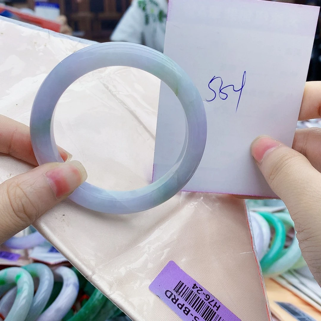 翡翠手镯未镶嵌I’m going back