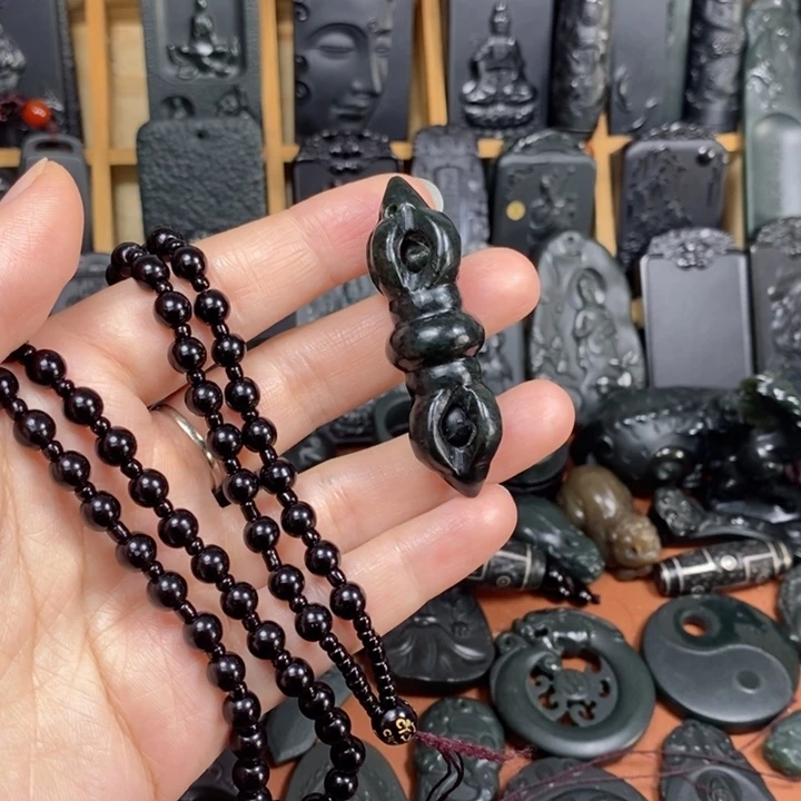 和田玉（青玉）未镶嵌颈饰