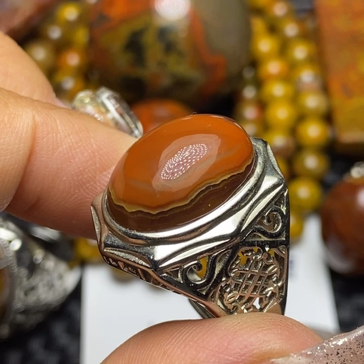 玛瑙/玉髓颈饰未镶嵌