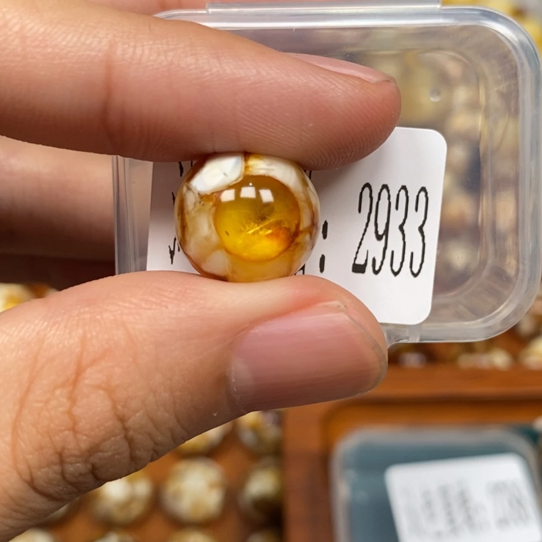 未镶嵌沁色蜜蜡2933