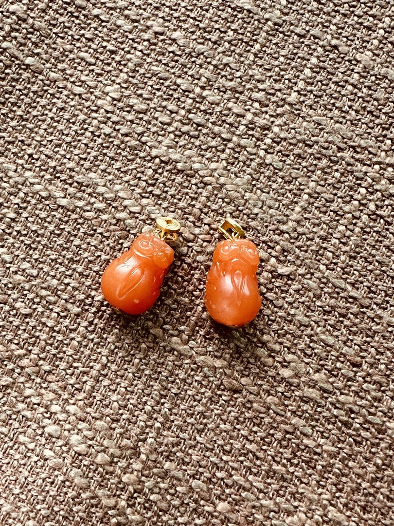 【嘉一珠宝-乐乐秒杀】南红K金铜钱貔貅吊坠不含链（多样性发其一）