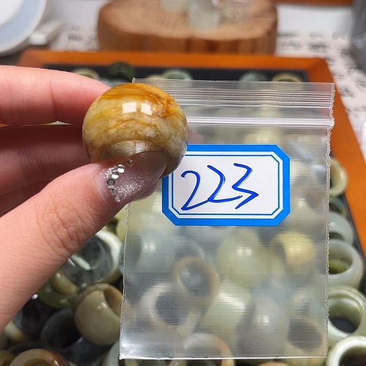 月***檬蛇纹石玉未镶嵌戒指