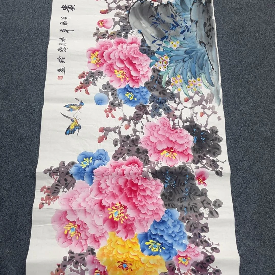 国画卖字画的小帅哥