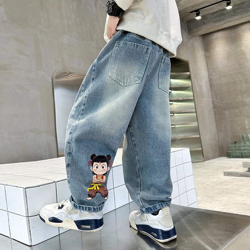 男童哪吒牛仔裤春夏装2025新款儿童薄款时髦长裤大男孩裤子洋气潮