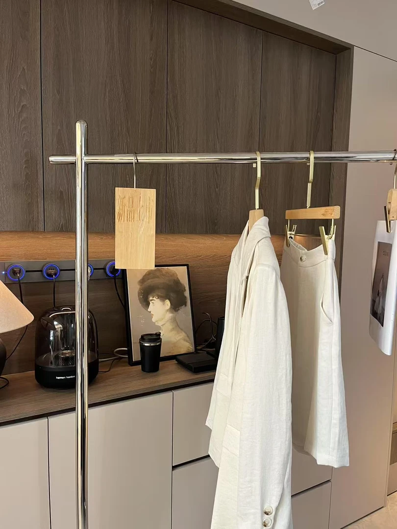 白色薄款西装女士经典款老钱风夏季新款西装百搭休闲