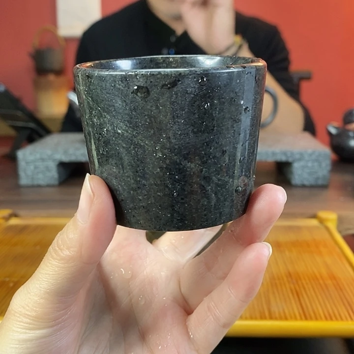 莱州古青带花纹马蹄杯120cc