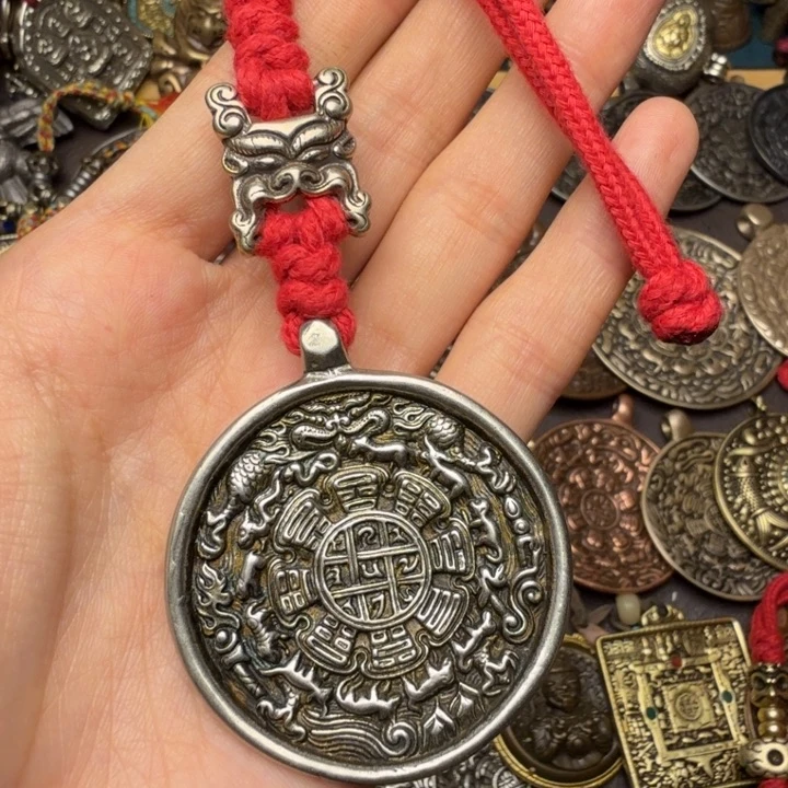 藏传文玩九宫如图