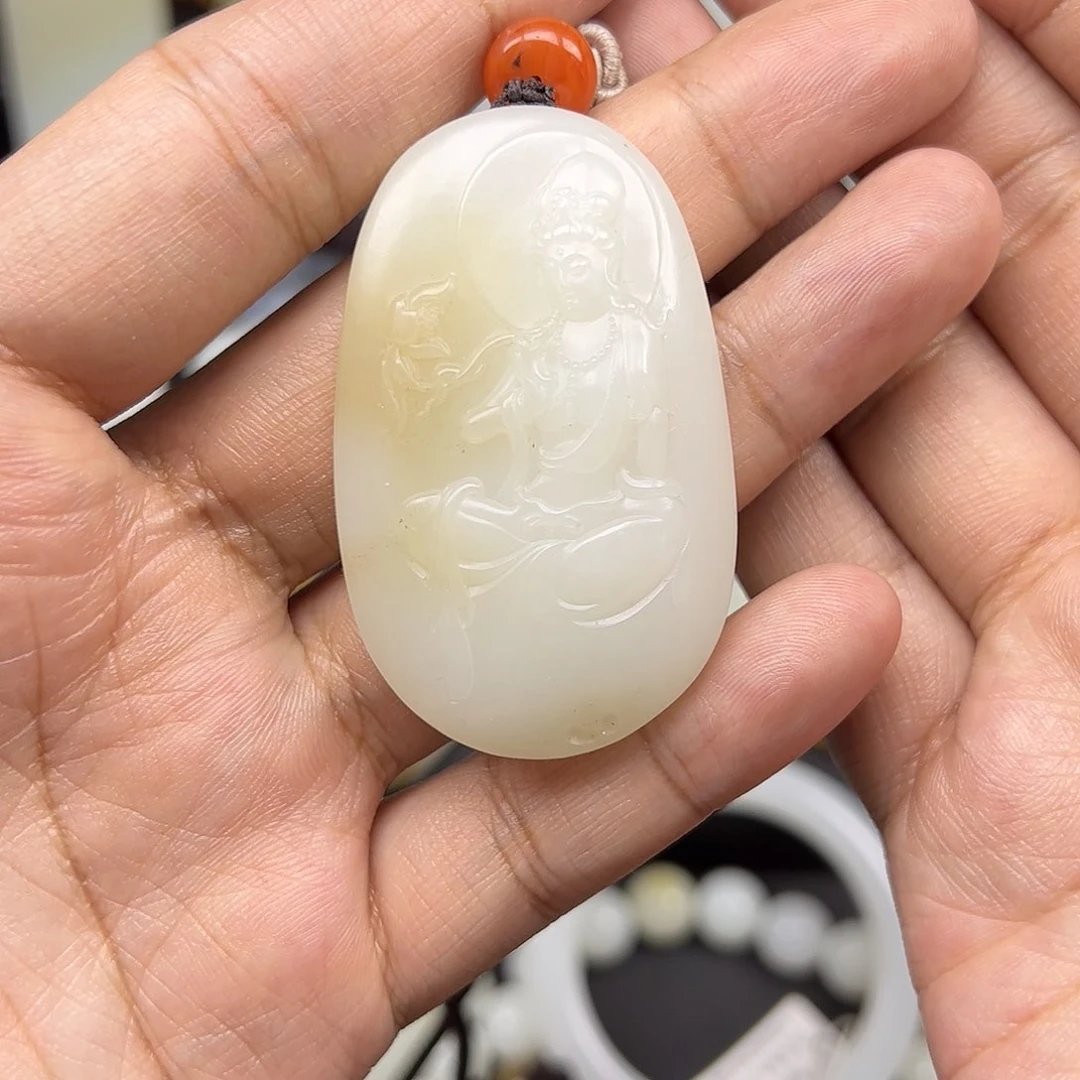 和田玉颈饰未镶嵌