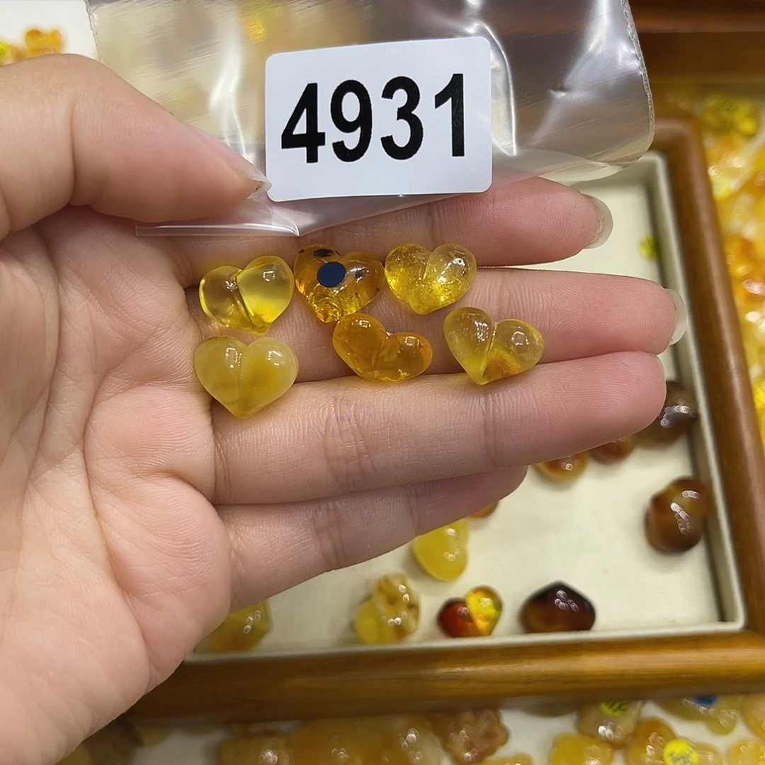 欢***6琥珀未镶嵌珠宝奇石