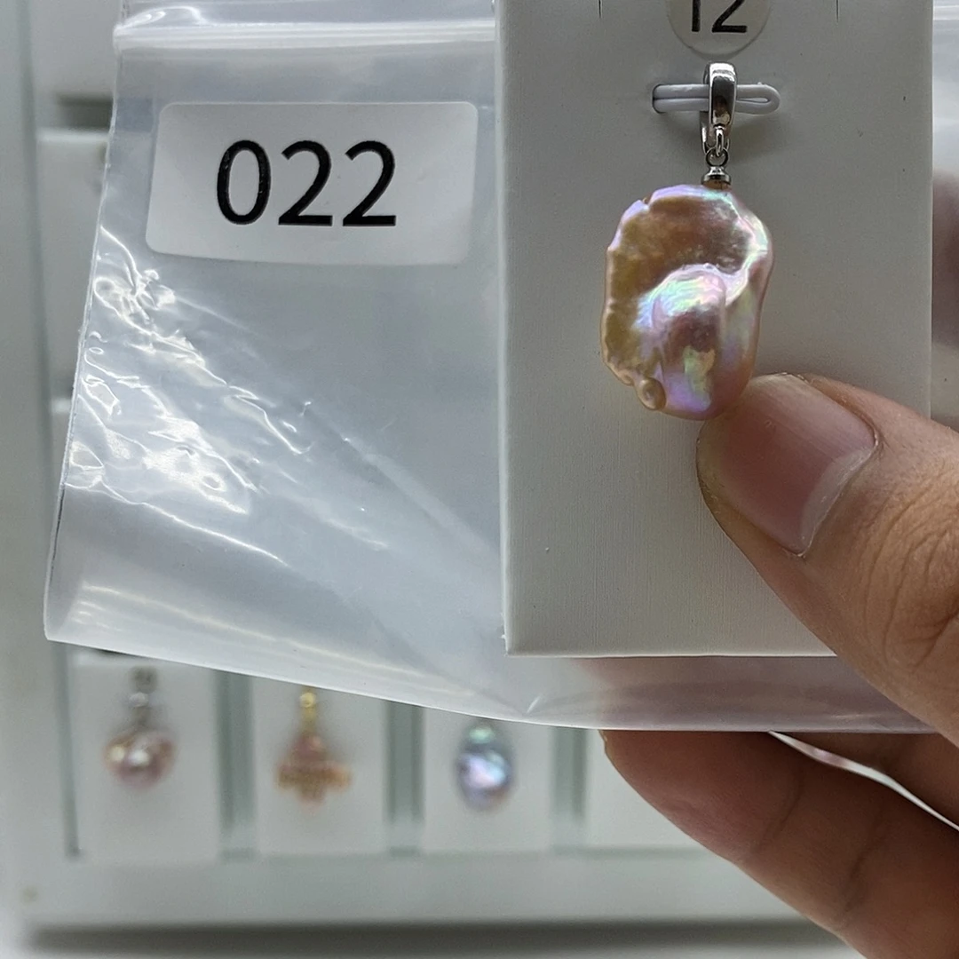 淡水珍珠合金颈饰