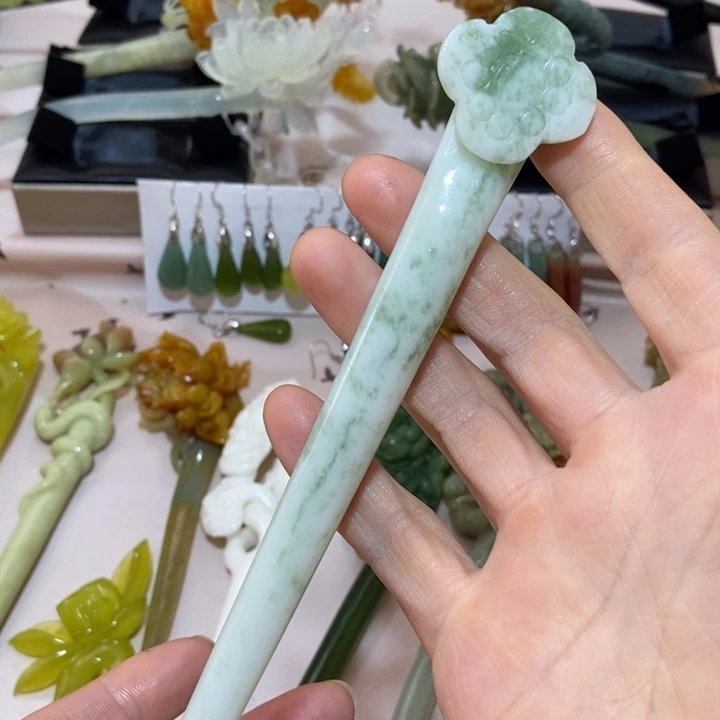 蛇纹石玉发簪未镶嵌