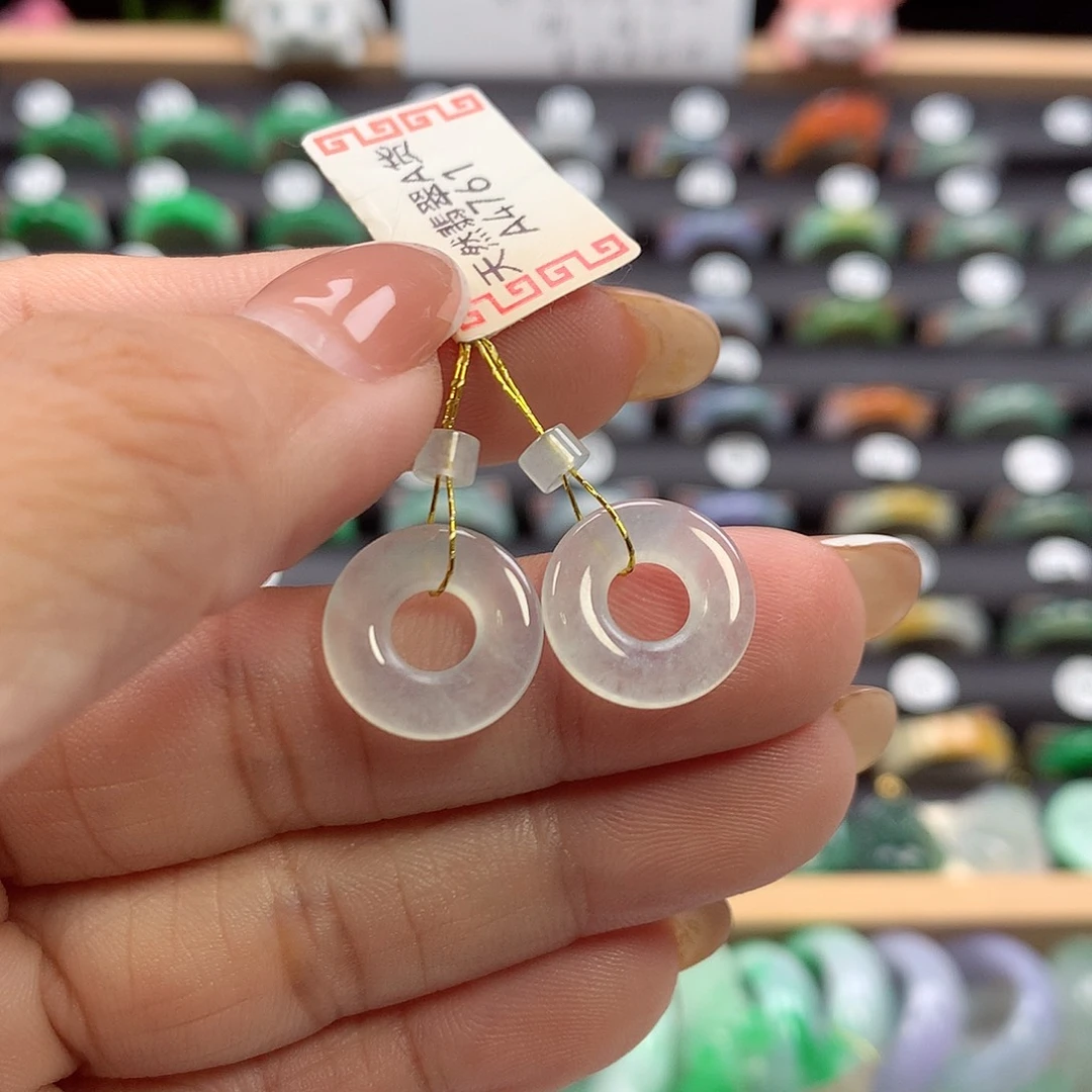 翡翠未镶嵌戒指甜甜圈