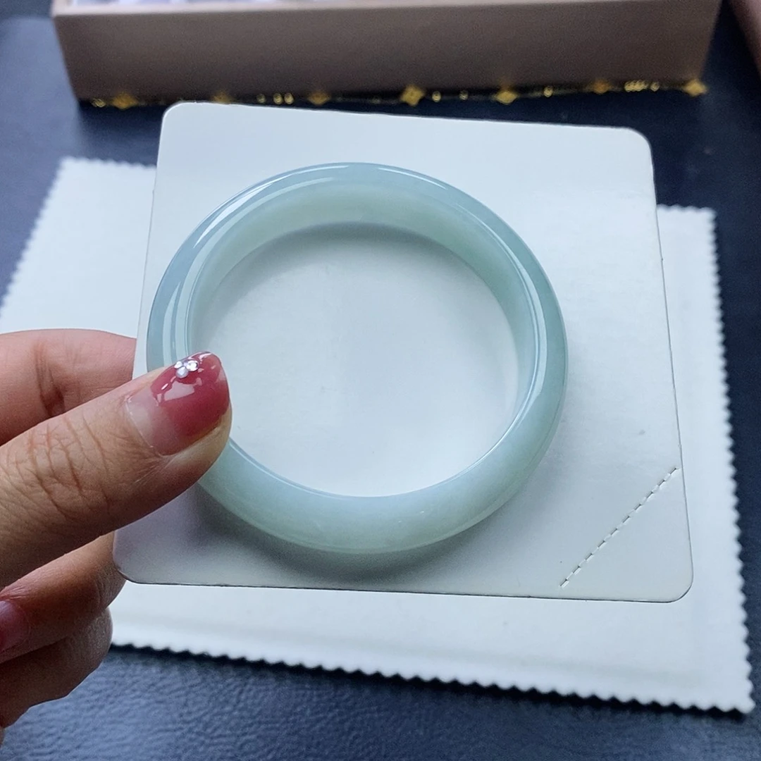未镶嵌手镯翡翠55.8