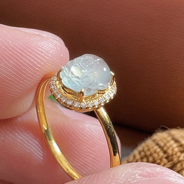 天然翡翠A货18K金-1580冰貔貅戒指镶嵌钻石K黄