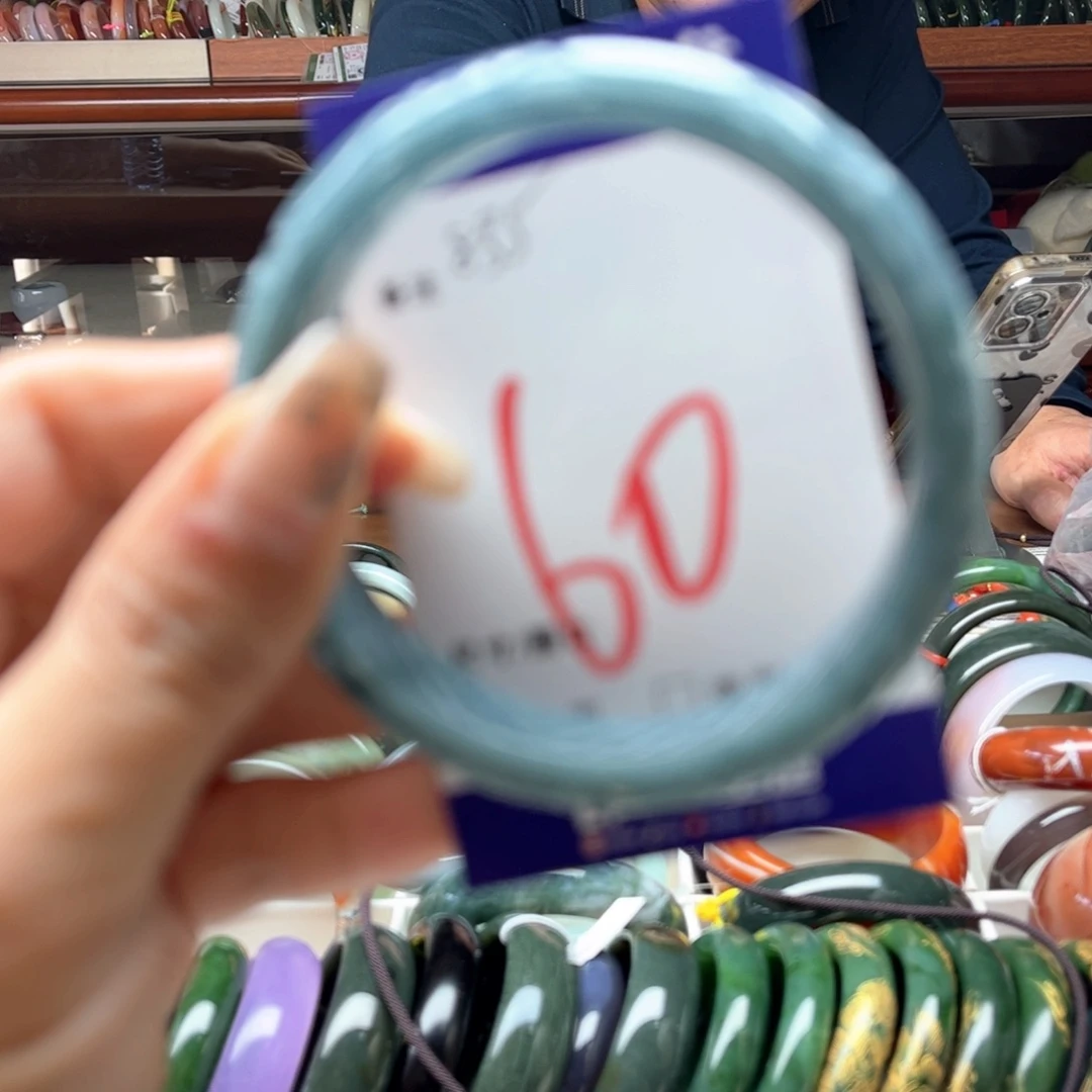 翡翠未镶嵌手镯8889899999999999