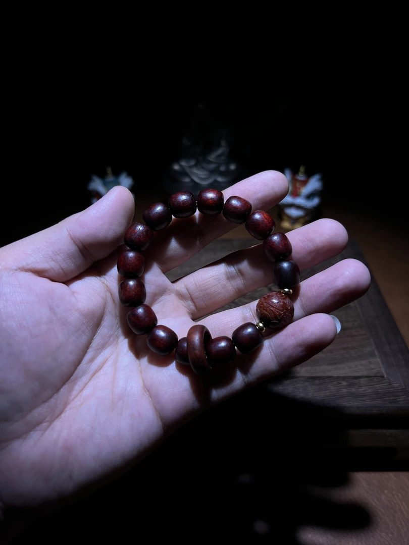 壹品斋甄选手串无礼盒SK103