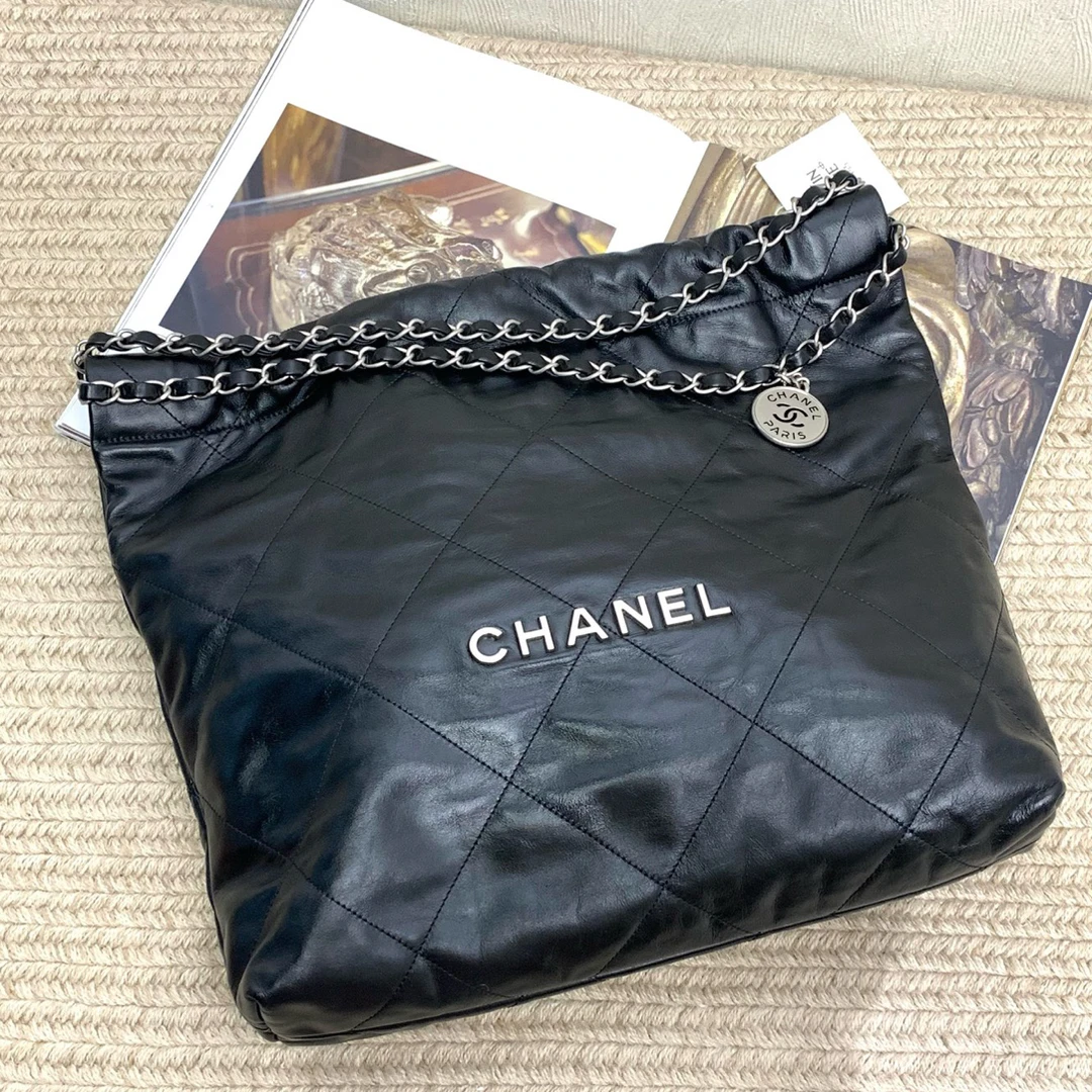 99新 Chanel/香奈儿 23A 黑银牛皮22bag 中号