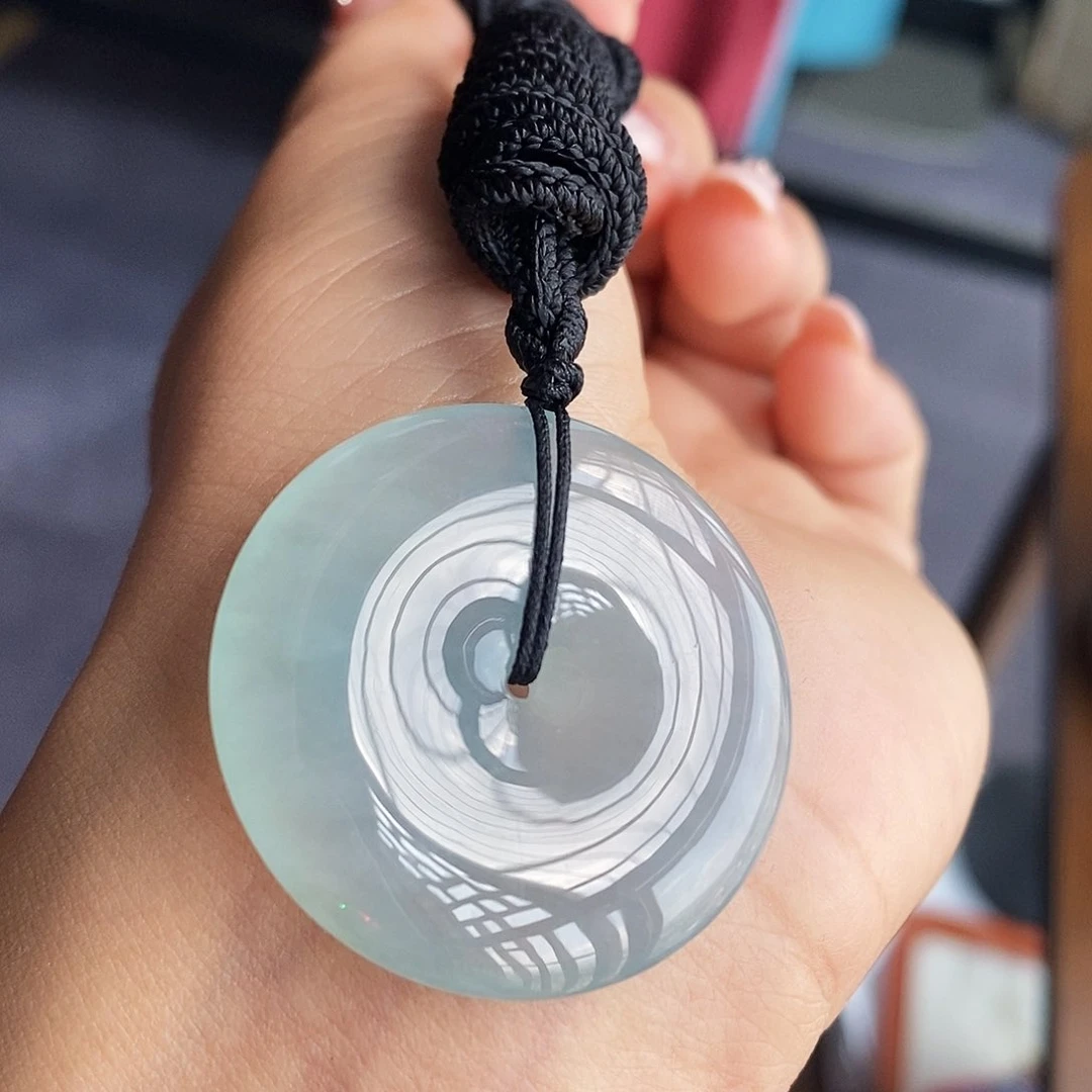 翡翠未镶嵌颈饰翡翠首饰