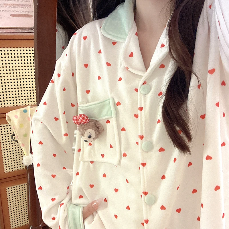 奶绿爱心达菲熊睡衣女生海岛绒秋冬季长袖长裤甜美保暖家居服套装