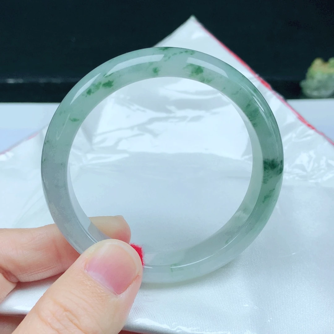 未镶嵌手镯翡翠52