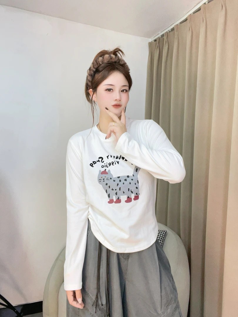 爆款卡通小猫印花长袖T恤女秋季新款百搭打底衫网红洋气炸街女装t