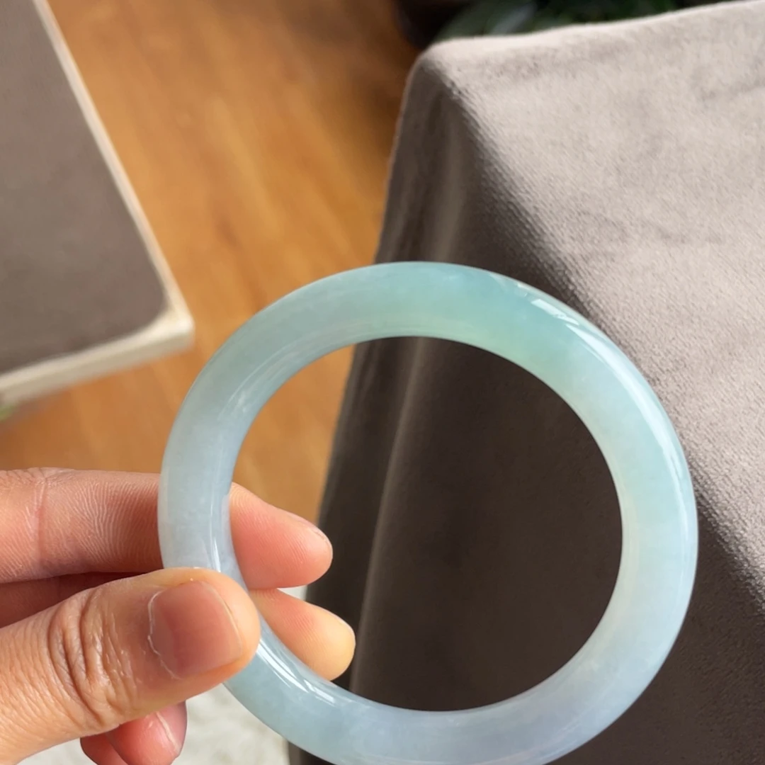 翡翠未镶嵌手镯蓝紫圆条