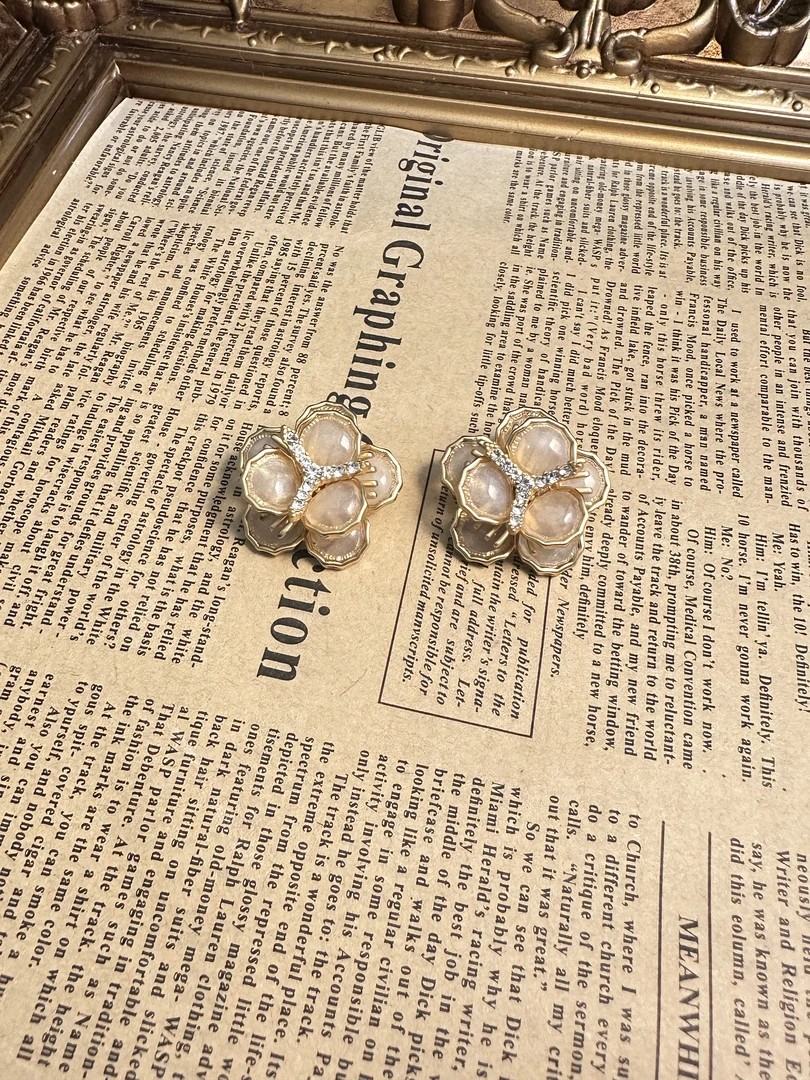 铜合金琉璃耳饰 中古镀金白色琉璃耳饰 E1538