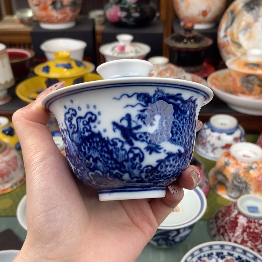 陶瓷的设计师是一个人的