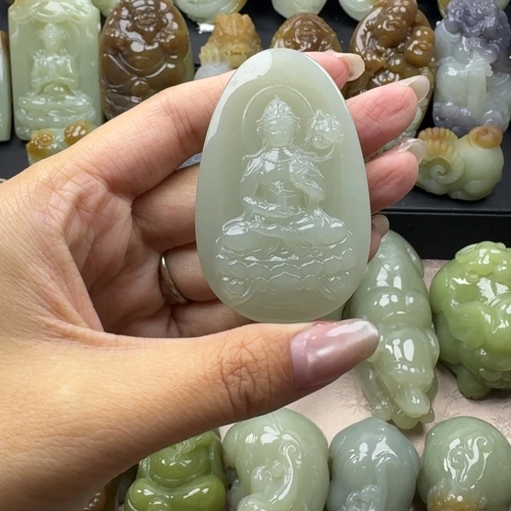 和田玉未镶嵌挂件