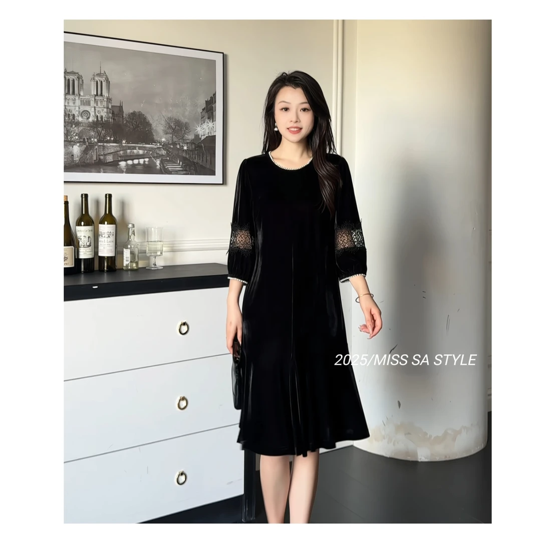 MISS SA 丝绒蕾丝早秋新法式轻奢精致百搭显瘦连衣裙25089211