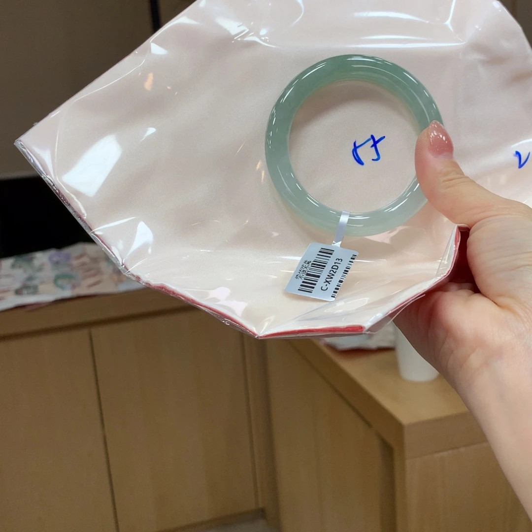 未镶嵌手镯翡翠不退不换