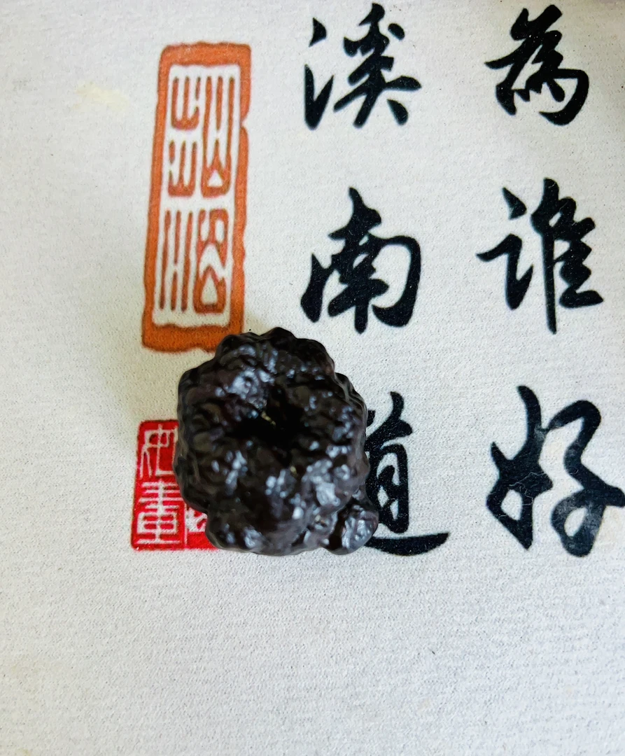 沙漠黑金刚（圆形）