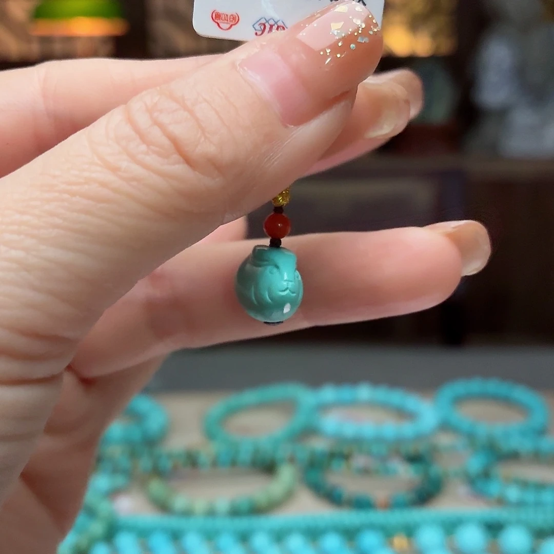 未镶嵌绿松石珠宝奇石